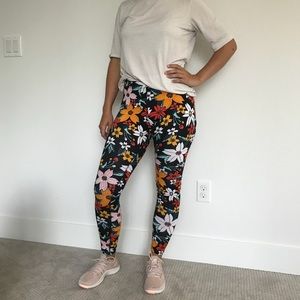 Nike Flower Leggings